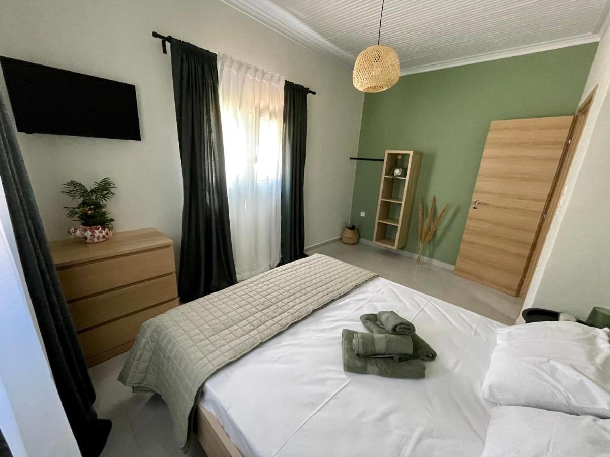 Agrothi Guest House มาราโธโพลิส ภายนอก รูปภาพ